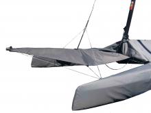 SPINNAKER POLE AND CHUTE COVER